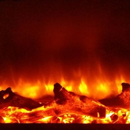 Apartment With Fireplace Λβιβ Εξωτερικό φωτογραφία