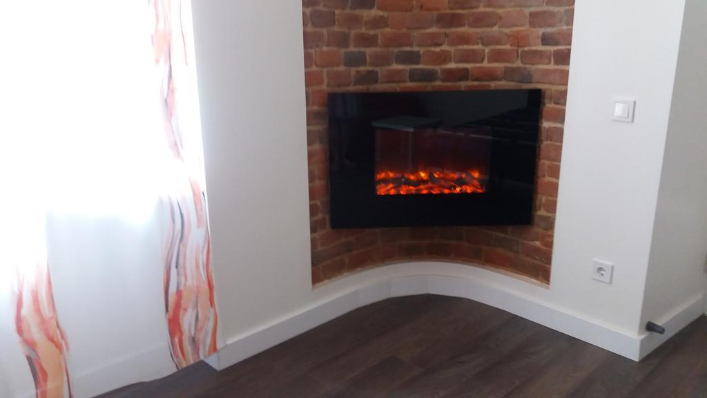 Apartment With Fireplace Λβιβ Εξωτερικό φωτογραφία
